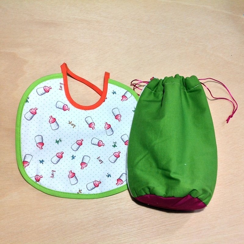 Conjunto bolsa biberón y babero - Imagen 5